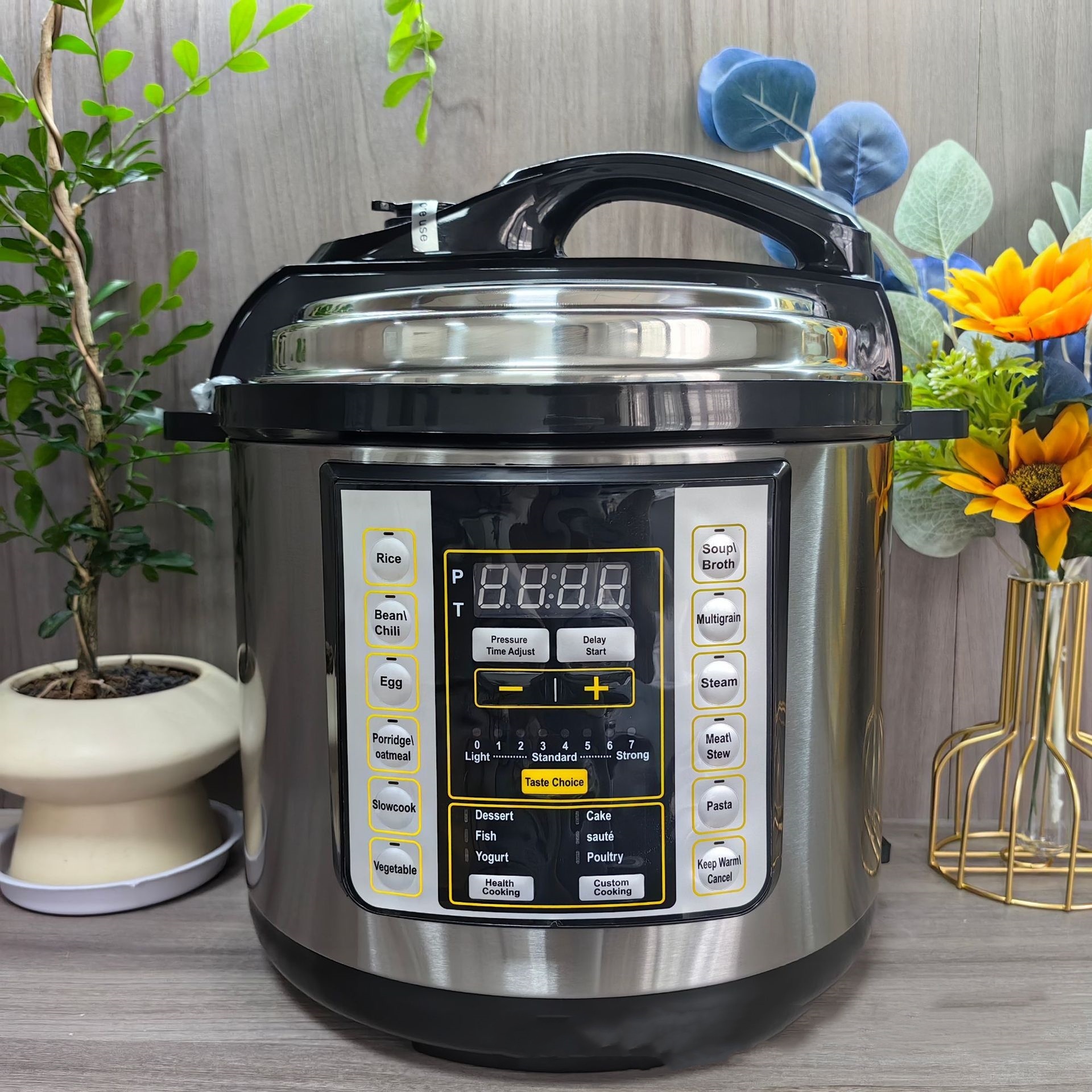 Electric Pressure Cooker 6L Multi-Function Design - Image 3